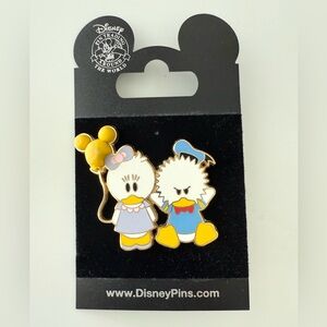 Disney 2006 Baby Donald & Daisy Duck  Balloon  Friends Trading Pin 41866 41988